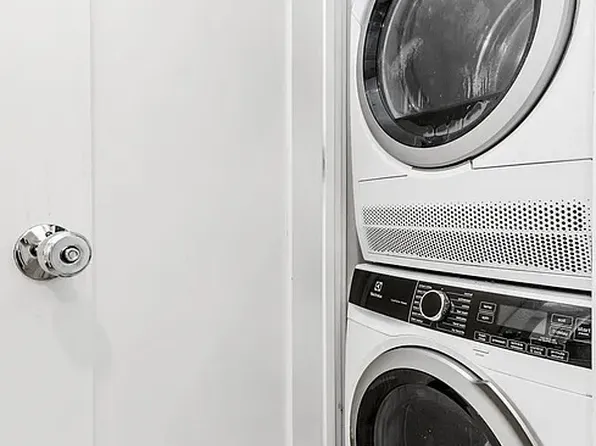 116 Suffolk Street image 6 of 7