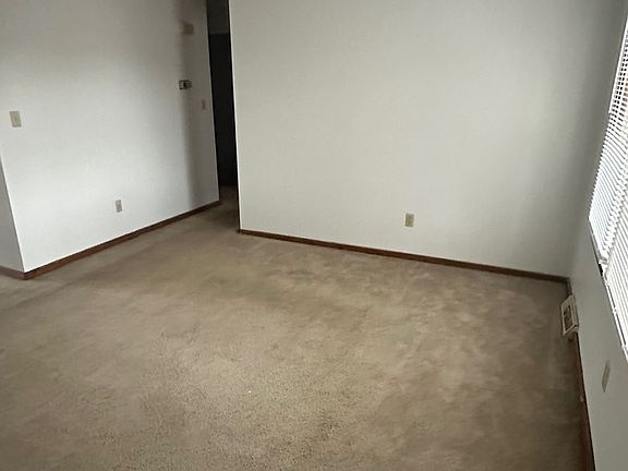 3rd image of 55 Cedar Haven Ct APT 101