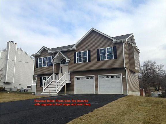 2nd image of 984 Hartford Pike