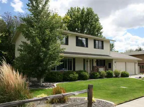 1446 Cimarron Ave, Richland, WA 99352