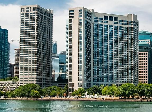 2nd image of 33 Harbour Sq #1240