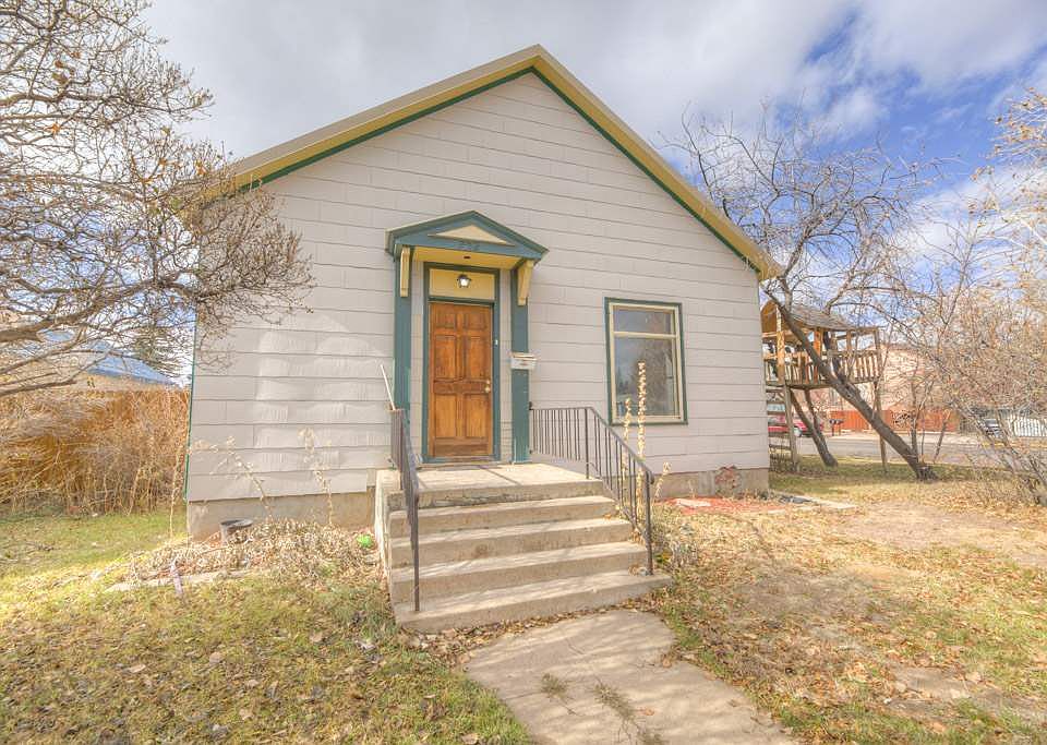 1st image of 702 S 8th St
