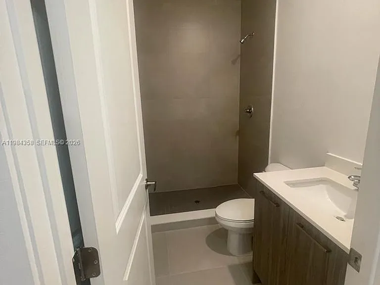 13637 SW 157th Pl — Photo 12