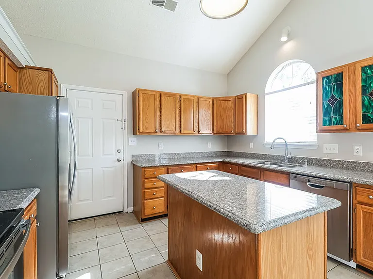 11910 Harris Ridge Dr — Photo 9
