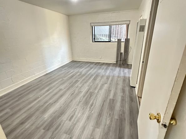 156 W Baxter St #158