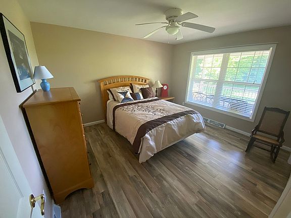 Downstairs Bedroom 2