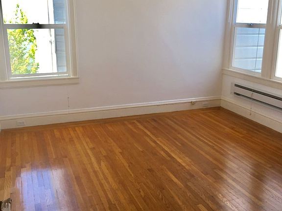 3rd image of 301 18th Ave APT 5