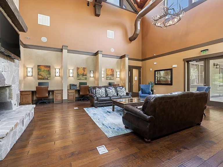 The Lodge at Pecan Creek — Photo 33