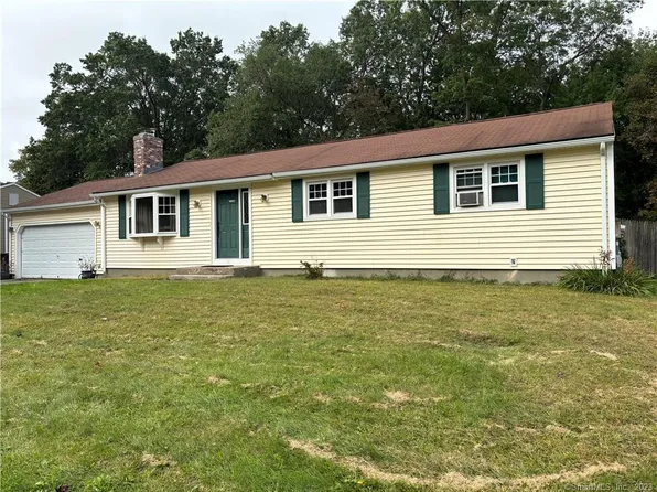 7 Plainfield Street, Enfield, CT 06082