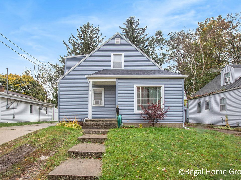 1st image of 10 Knapp St NE