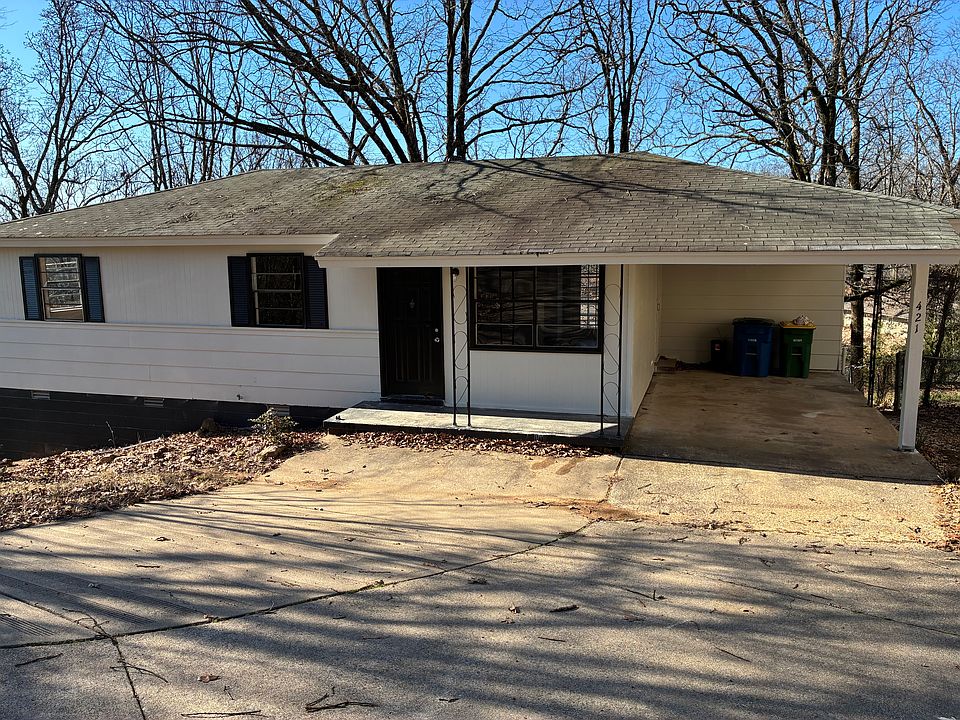 1st image of 421 Lindenhurst Dr