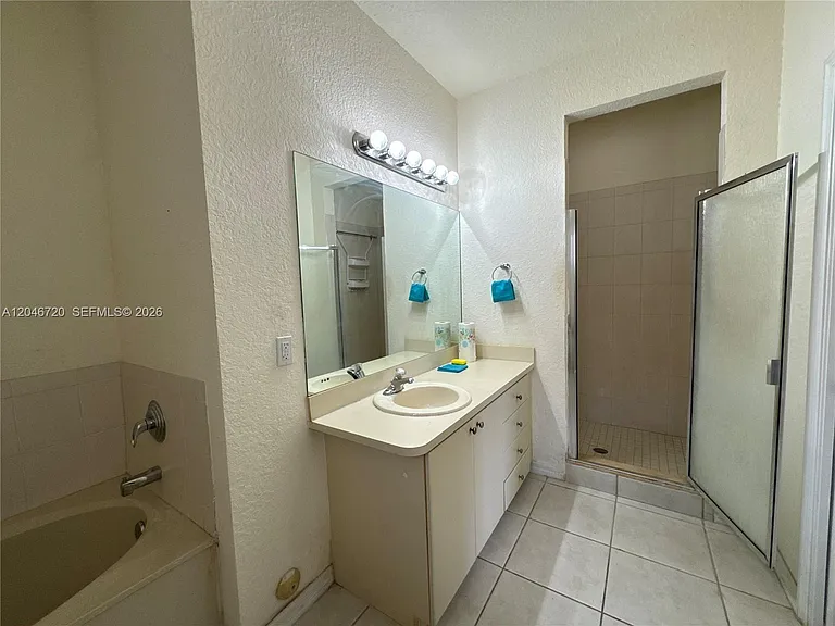 20808 SW 86th Ct #1 — Photo 15