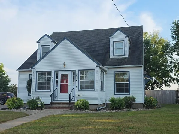 551 1st St SE, Hartley, IA 51346