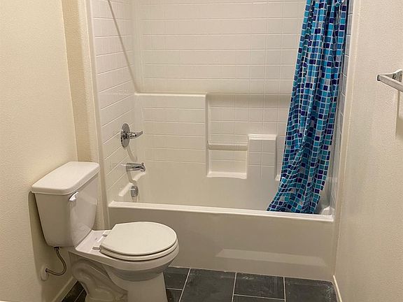 4th image of 11911 Bluff Ct