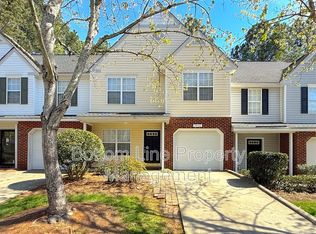 9932 Birch Knoll Ct, Charlotte, NC 28213