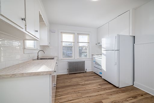 5th image of 824 7th St