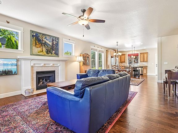 5th image of 1116 Taylor St