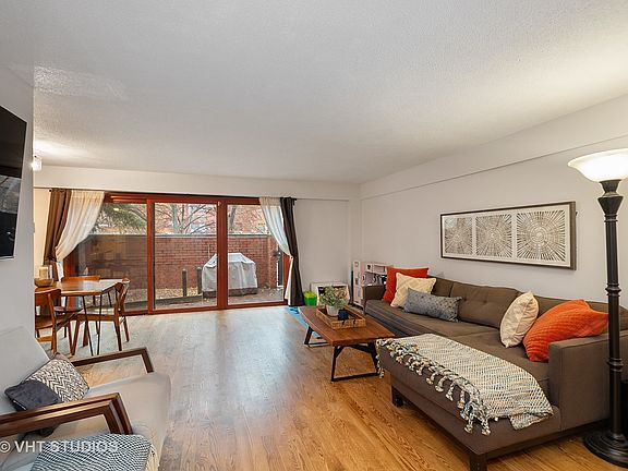 3rd image of 1115 S Plymouth Ct APT 126