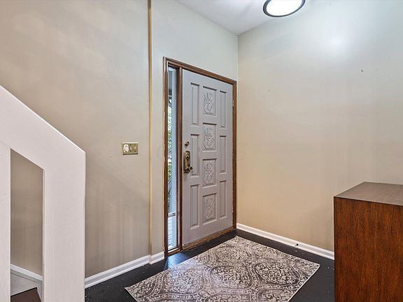 4th image of 379 Olentangy Forest Dr #7A
