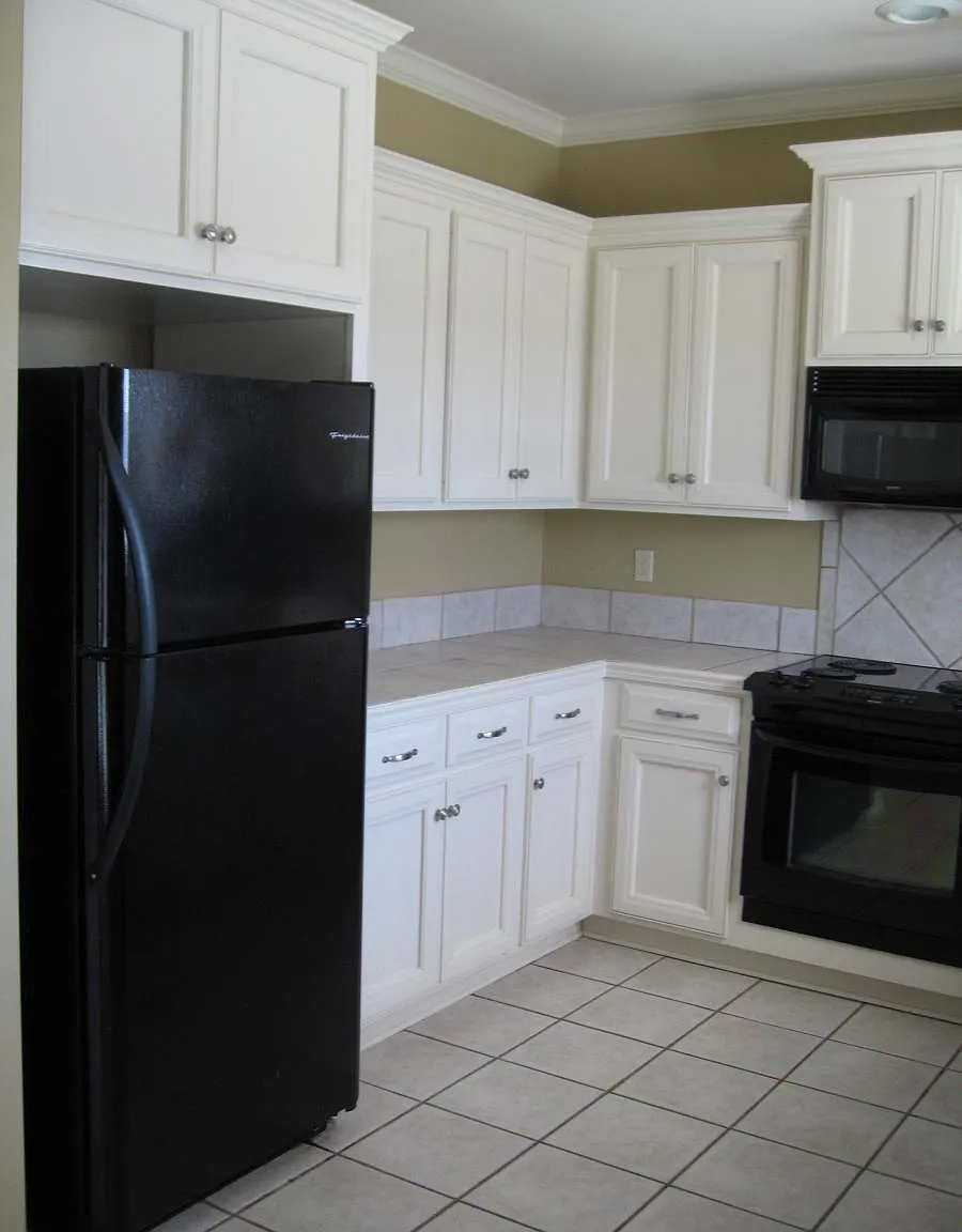 3 bed, 1467 sqft, $1,725 — Photo 3