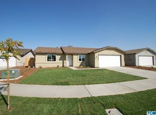 439 E Wren Ave, Visalia, CA 93291