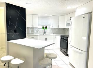 17801 N Bay Rd APT 511, Sunny Isles Beach, FL 33160