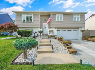 2460 Shallowford Dr, Toledo, OH 43611