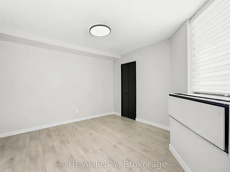 2350 Dundas St W #520A — Photo 14