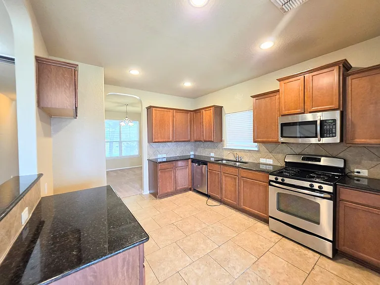 12151 Sugarberry Way — Photo 4