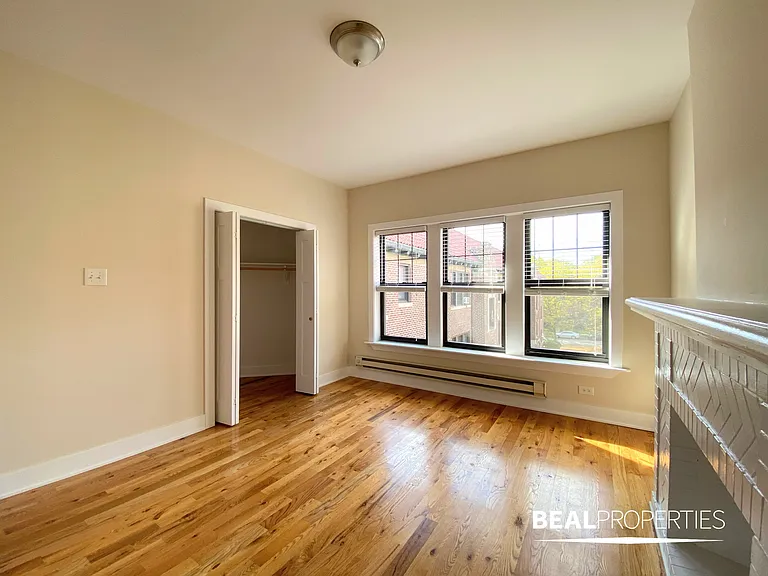 1025 Dempster St — Photo 16