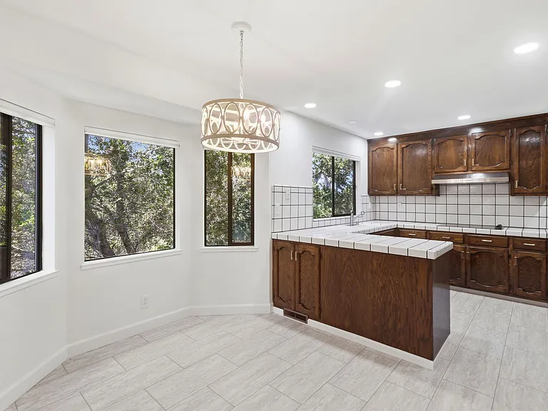 3 Kennedy Pl — Photo 23
