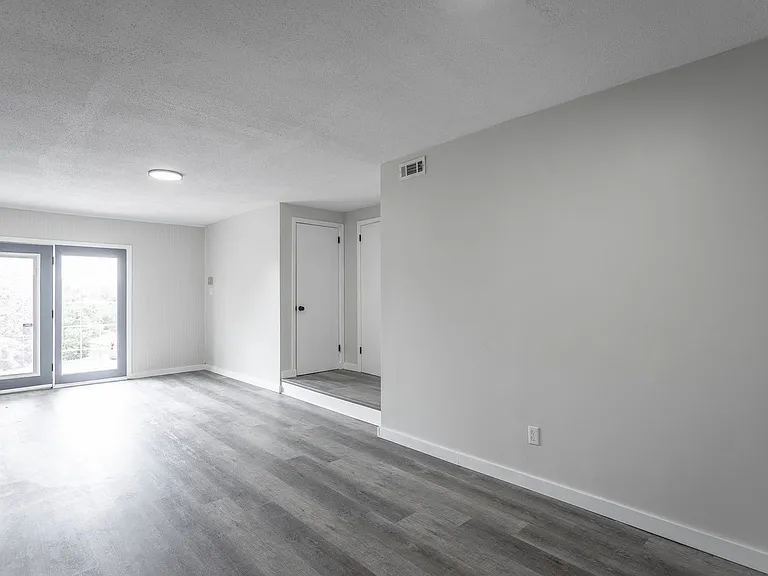 833 Sylvan Dr — Photo 27