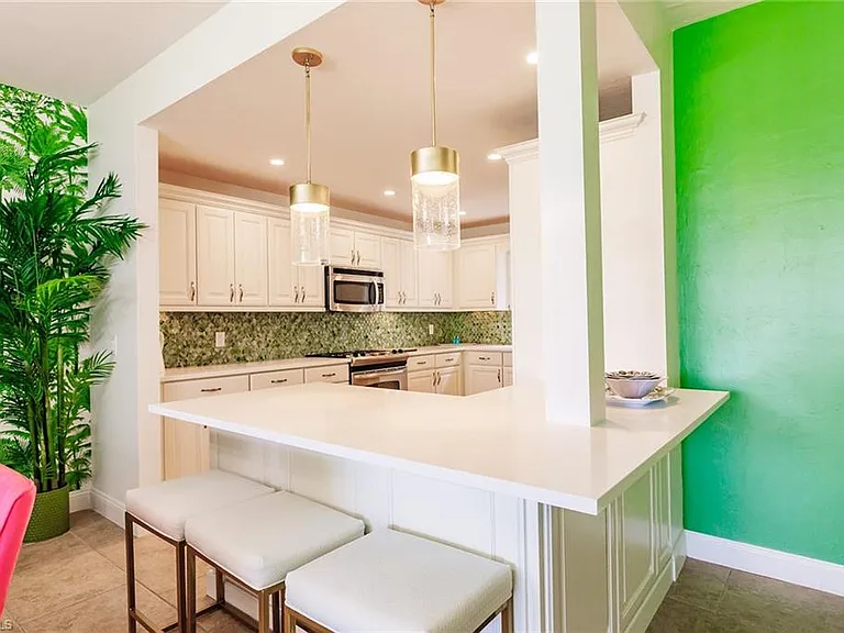 22 Cypress View Dr #B — Photo 14