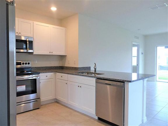 3rd image of 4191 Looking Glass Pl