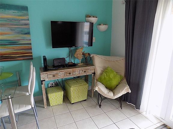 5th image of 3938 Surfside Blvd Unit 3338