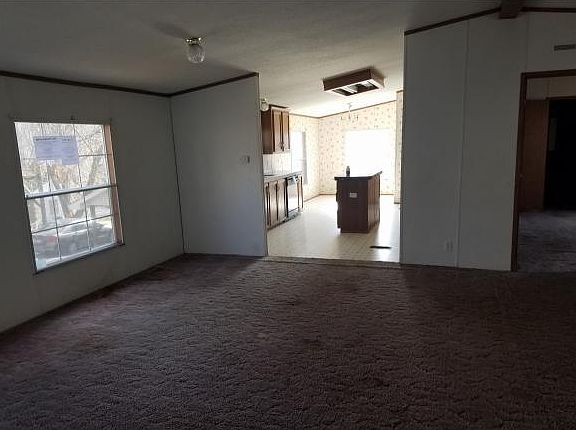 3rd image of 2077 Fort Robinson Dr