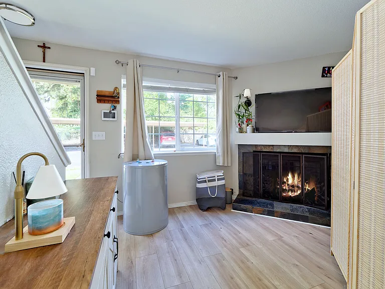 115 124th St SE #G5 — Photo 3
