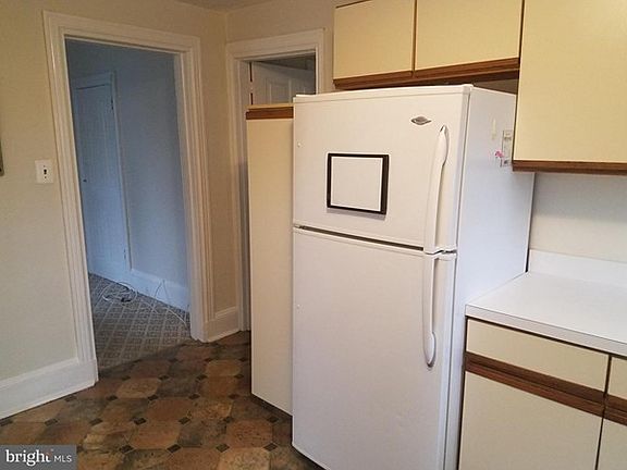 4th image of 60 S Bethlehem Pike Floor 2