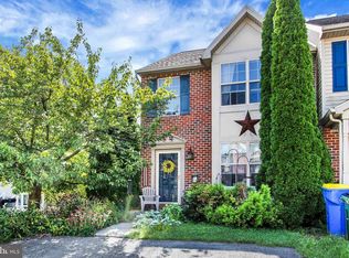 21 Sara Ln, Hanover, PA 17331