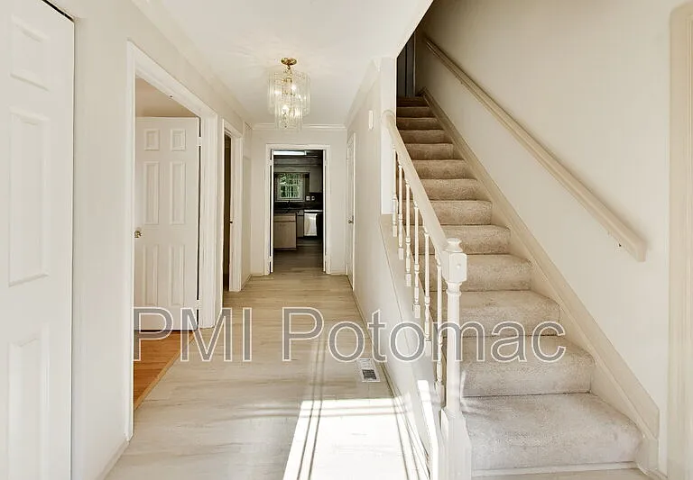 14672 Brougham Way — Photo 7