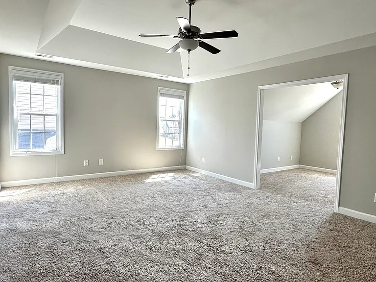 6008 Crown Ridge Ct — Photo 21