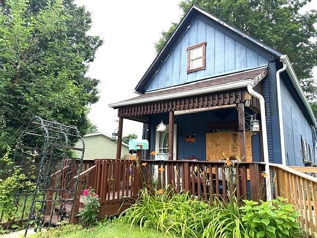 1st image of 532 N 18th St