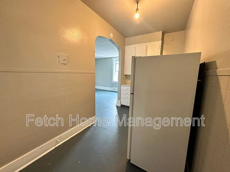 115 S 10th St #3 — Photo 6