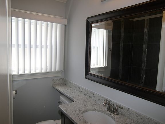 5th image of 7702 Lavergne Ave