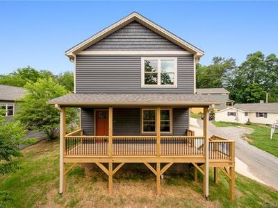 100 Relax Ct W, Asheville, NC, 28806