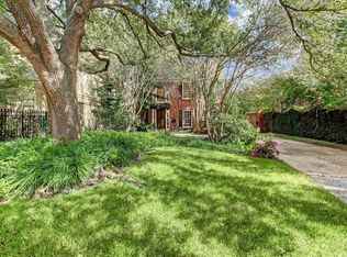 45 W Broad Oaks Dr, Houston, TX 77056