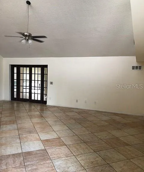 8232 Cypress Lake Dr — Photo 3