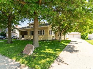 405 G Ave, Grundy Center, IA 50638