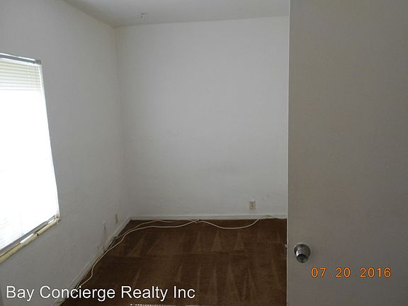 3rd image of 4424 57th Ave N APT 1