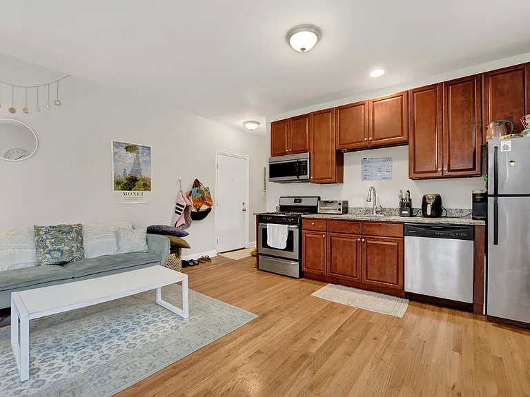 2456 N Hamlin Ave #3 — Photo 6